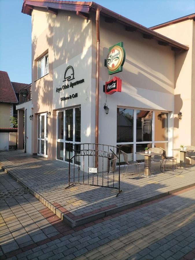 Aqua Oazis Apartman Hajdúszoboszló Exterior foto