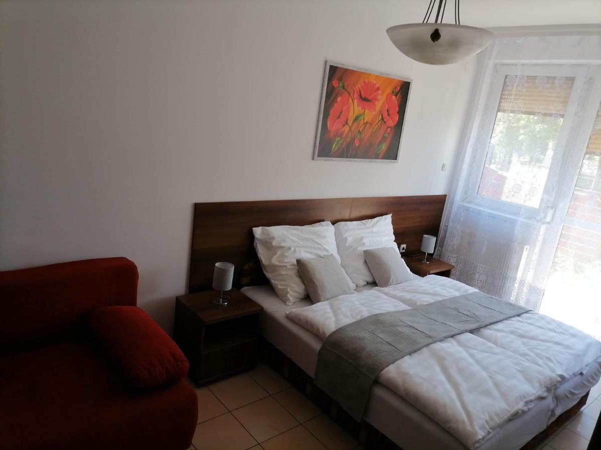 Aqua Oazis Apartman Hajdúszoboszló Exterior foto
