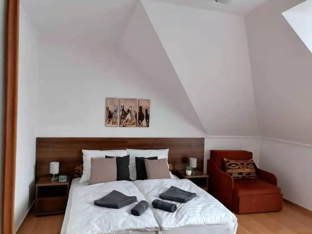 Aqua Oazis Apartman Hajdúszoboszló Exterior foto